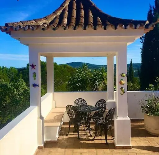 Magical Casa Koi In Villa